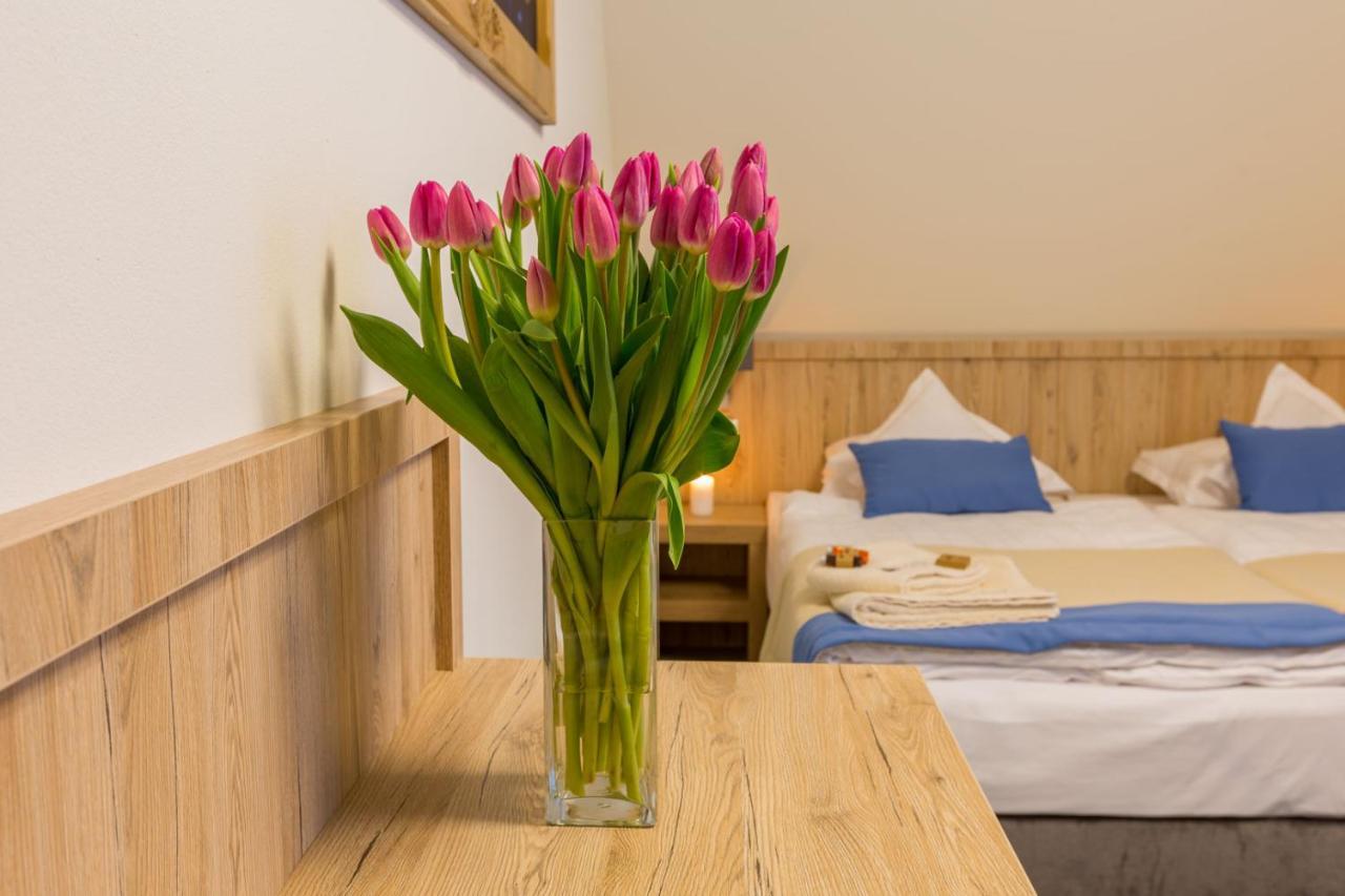 Grand Tatry - Miejsce Na Wyjatkowy Pobyt Dla Ciebie I Twojej Rodziny! - Sauna I Jacuzzi Wliczone W Cene Pobytu -10 Minut Pieszo Od Term Bania 비아우카 타트르잔스카 외부 사진