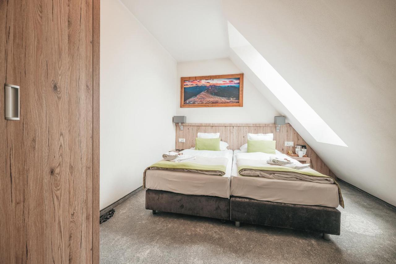 Grand Tatry - Miejsce Na Wyjatkowy Pobyt Dla Ciebie I Twojej Rodziny! - Sauna I Jacuzzi Wliczone W Cene Pobytu -10 Minut Pieszo Od Term Bania 비아우카 타트르잔스카 외부 사진