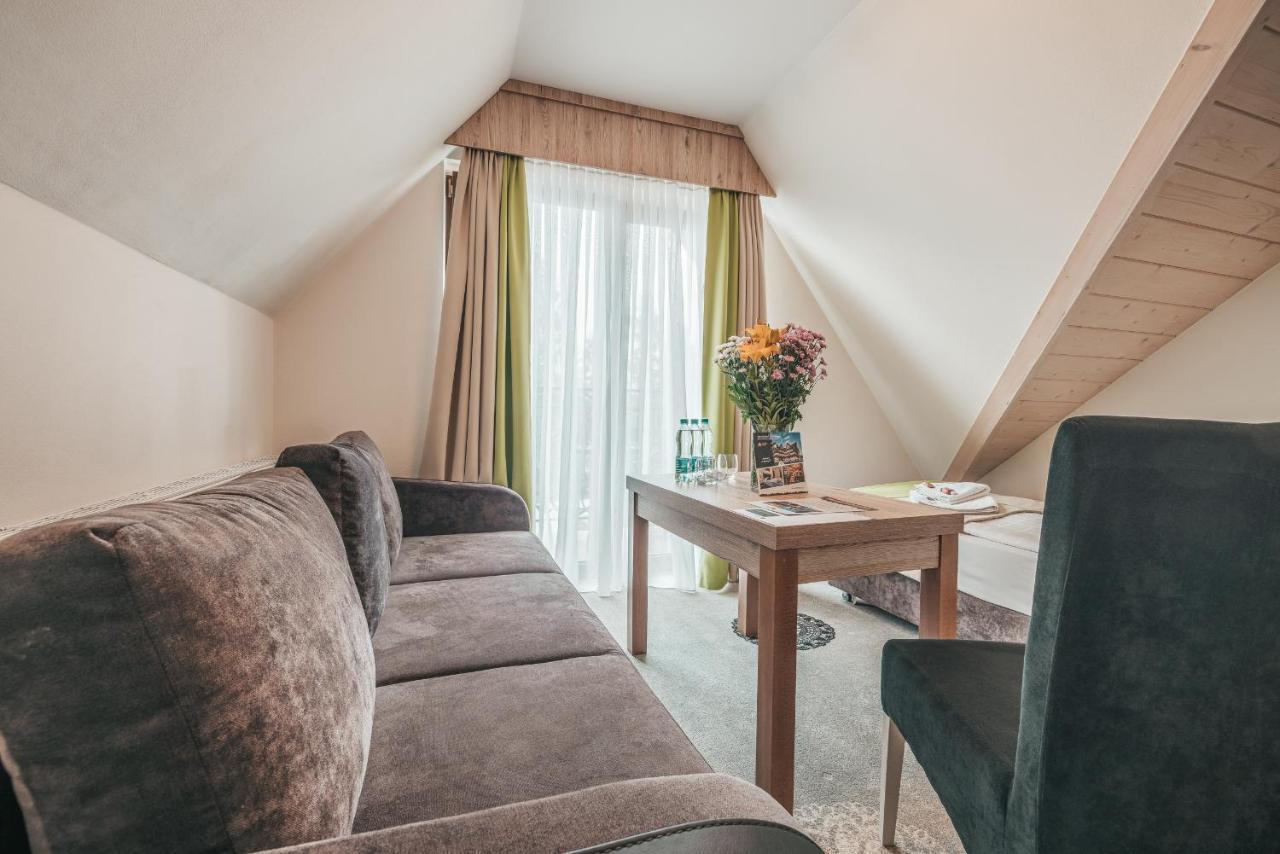 Grand Tatry - Miejsce Na Wyjatkowy Pobyt Dla Ciebie I Twojej Rodziny! - Sauna I Jacuzzi Wliczone W Cene Pobytu -10 Minut Pieszo Od Term Bania 비아우카 타트르잔스카 외부 사진